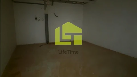 Armazém para Venda em Trancoso (São Pedro e Santa Maria) e Souto Maior