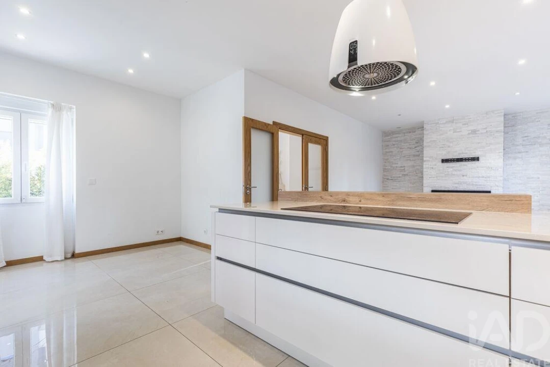 Moradia T4 para Arrendamento em Agualva e Mira-Sintra Foto 12