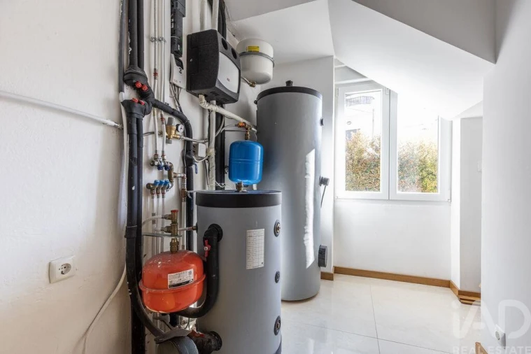 Moradia T4 para Arrendamento em Agualva e Mira-Sintra Foto 29