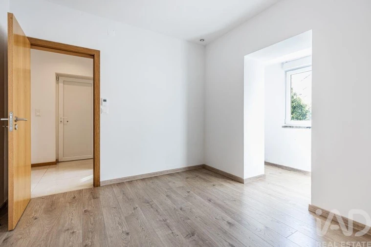 Moradia T4 para Arrendamento em Agualva e Mira-Sintra Foto 17