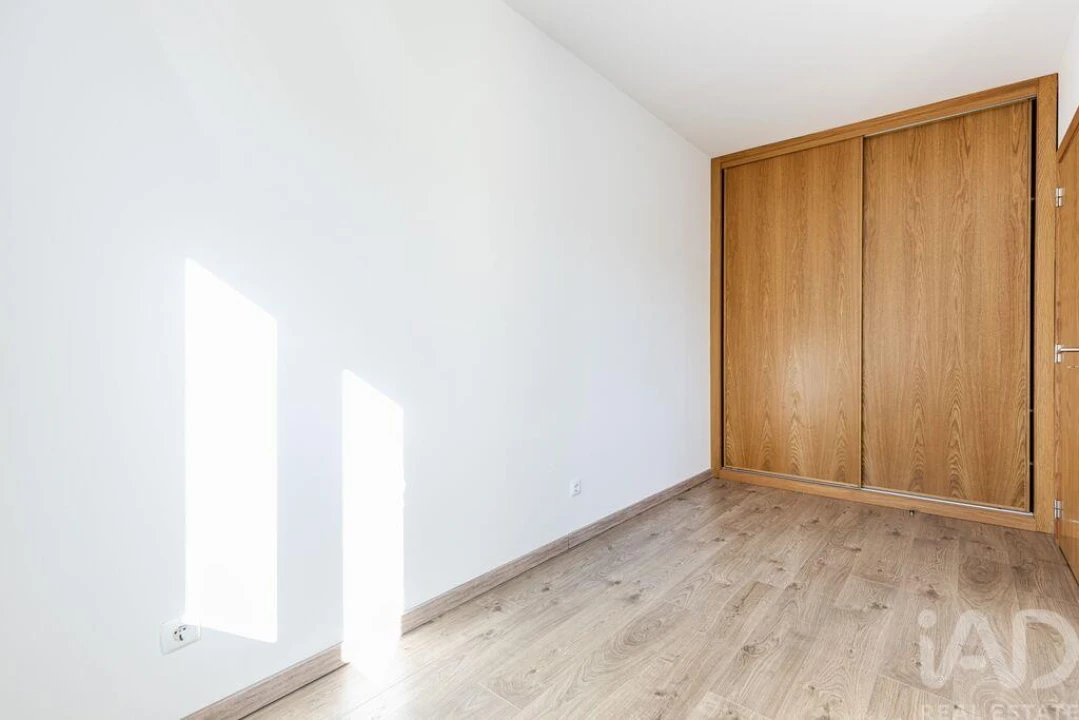 Moradia T4 para Arrendamento em Agualva e Mira-Sintra Foto 25