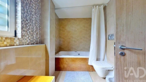 Moradia T5 para Venda em São Vitor (Braga)