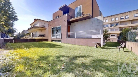 Moradia T5 para Venda em São Vitor (Braga)