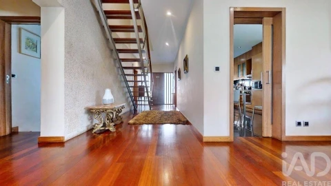 Moradia T5 para Venda em São Vitor (Braga)