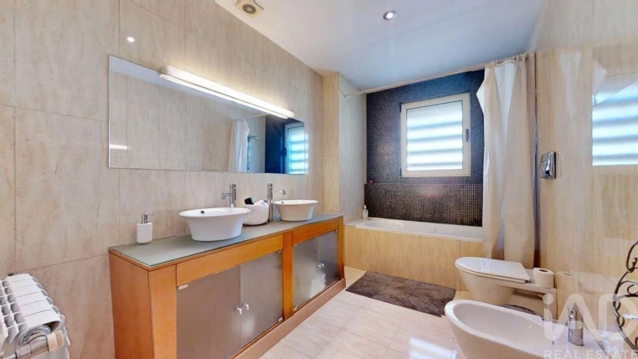 Moradia T5 para Venda em São Vitor (Braga) Foto 25