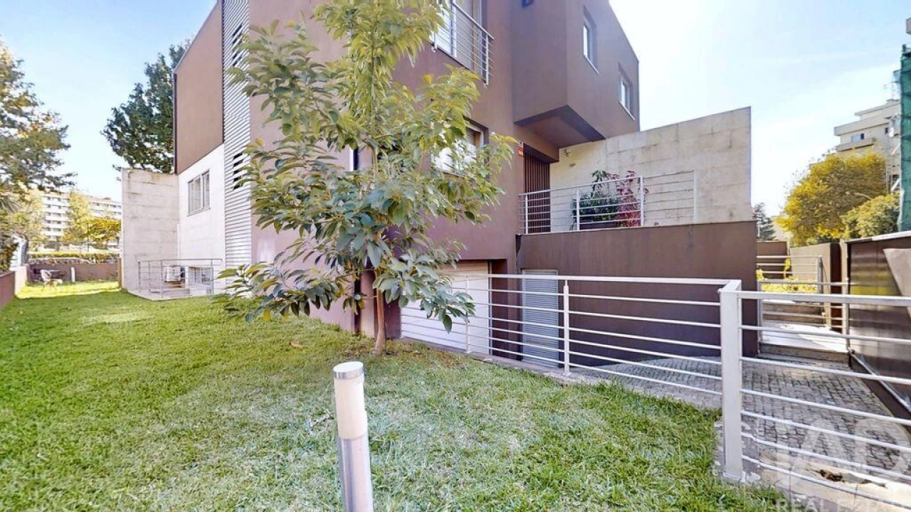 Moradia T5 para Venda em São Vitor (Braga) Foto 33