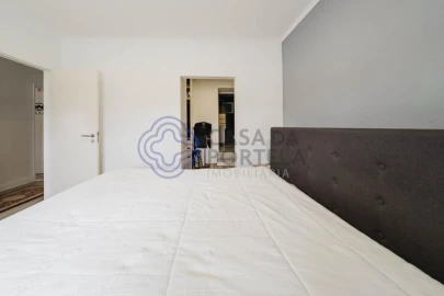 Moradia T3 para Venda em A dos Negros