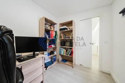 Moradia T3 para Venda em A dos Negros