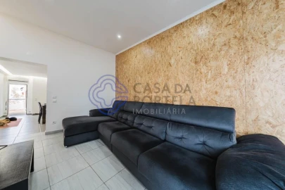 Moradia T3 para Venda em A dos Negros