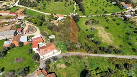 Moradia T1 para Venda em Achete, Azoia de Baixo e Póvoa de Santarém