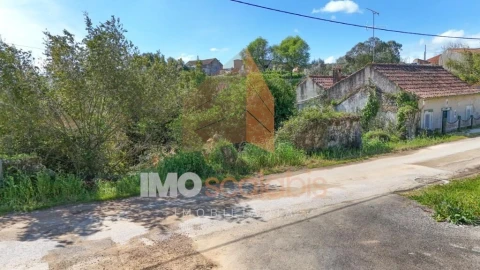 Moradia T1 para Venda em Achete, Azoia de Baixo e Póvoa de Santarém