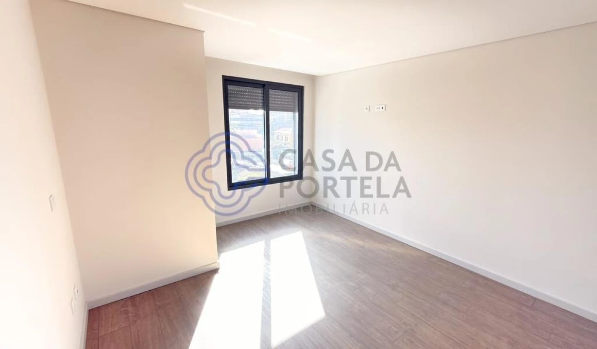 Apartamento T3 para Venda em Cedofeita, Santo Ildefonso, Sé, Miragaia, São Nicolau e Vitória Foto 14
