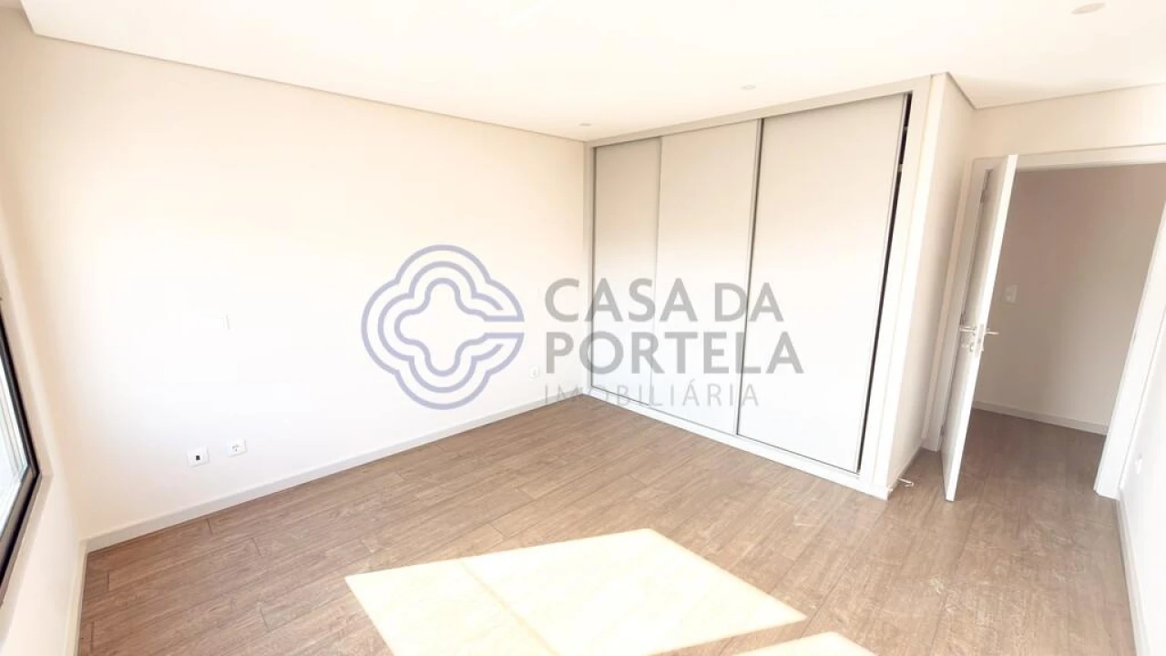 Apartamento T3 para Venda em Cedofeita, Santo Ildefonso, Sé, Miragaia, São Nicolau e Vitória Foto 19