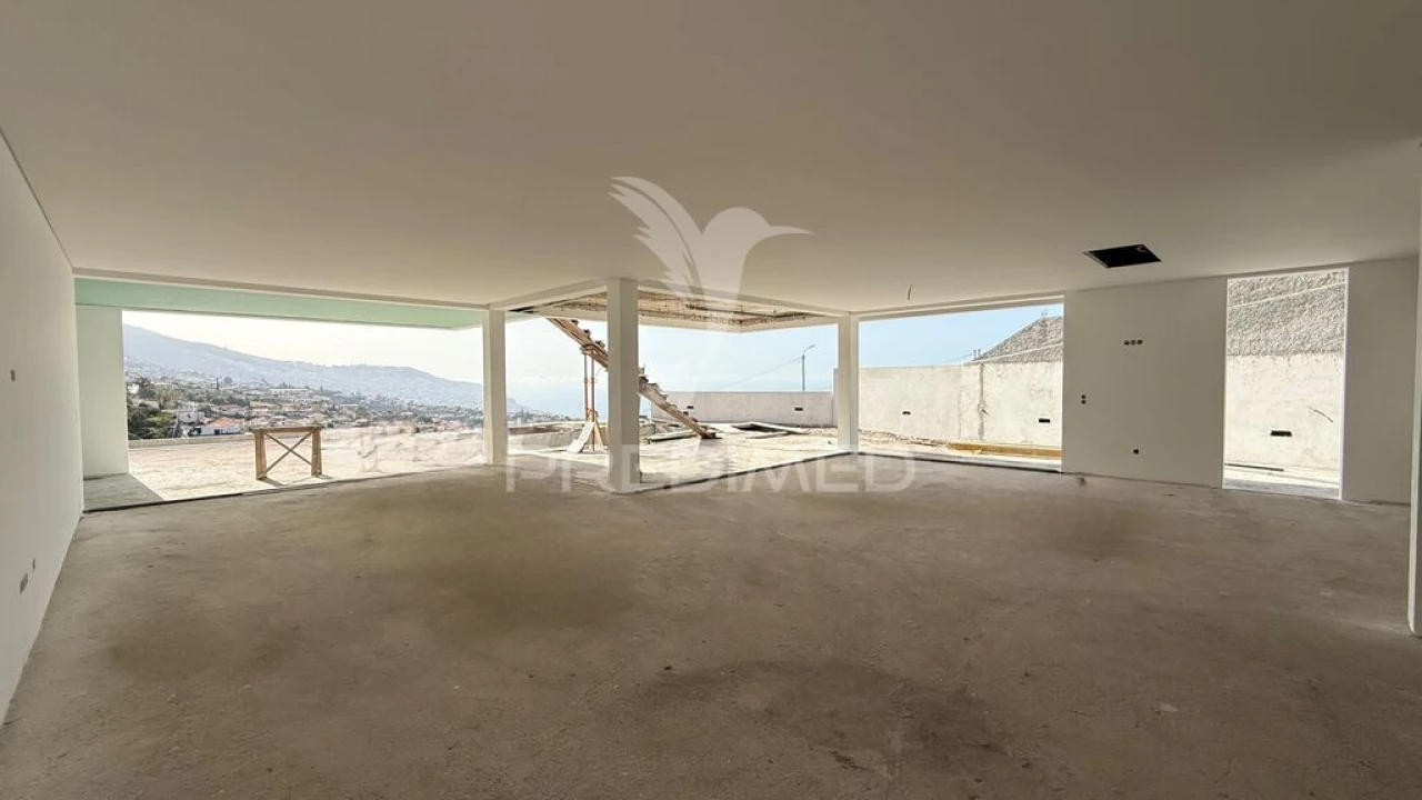 Moradia T3 para Venda em Santo Antonio Foto 16