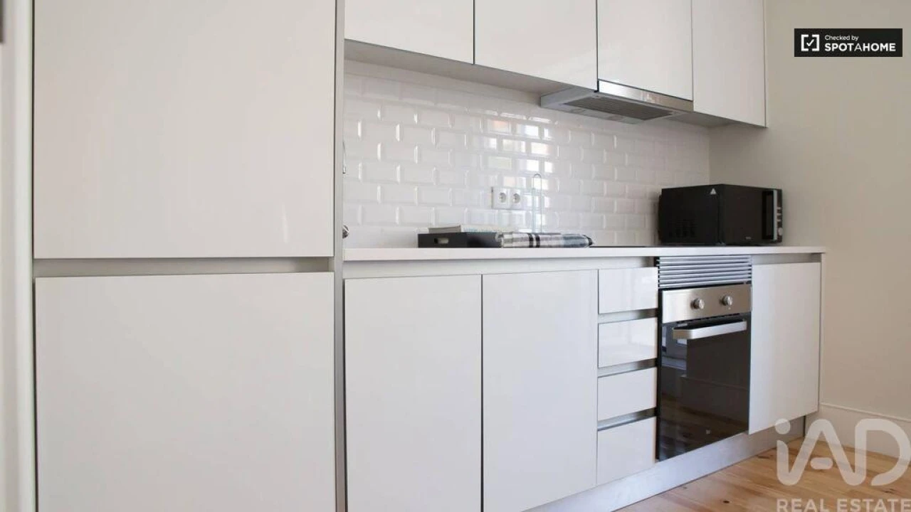 Apartamento T3 para Arrendamento em São Vicente Foto 4