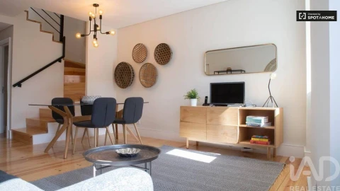 Apartamento T3 para Arrendamento em São Vicente