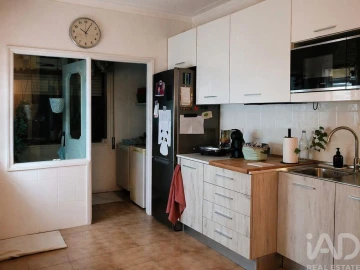 Apartamento T4 para Venda em Anta e Guetim