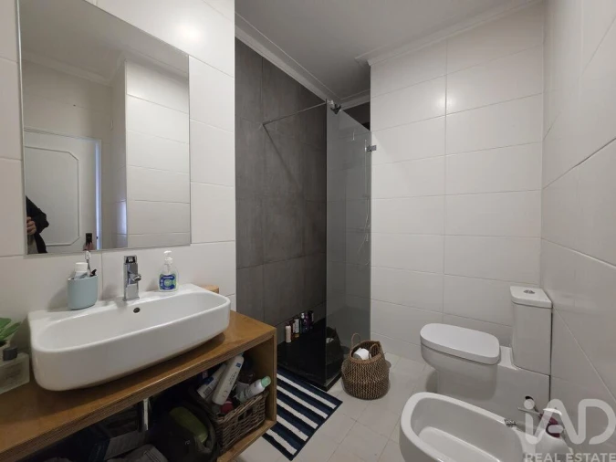 Apartamento T4 para Venda em Anta e Guetim Foto 12