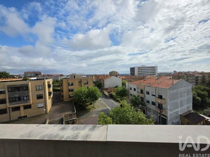 Apartamento T4 para Venda em Anta e Guetim Foto 21