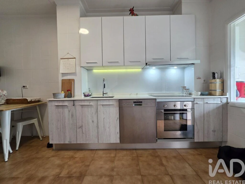 Apartamento T4 para Venda em Anta e Guetim Foto 4