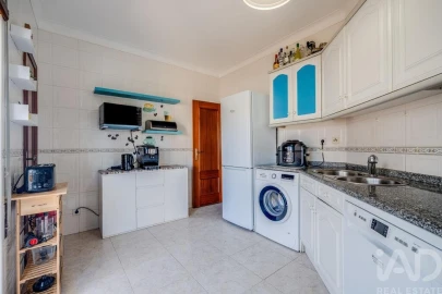 Apartamento T2 para Venda em Lagos (São Sebastião e Santa Maria)