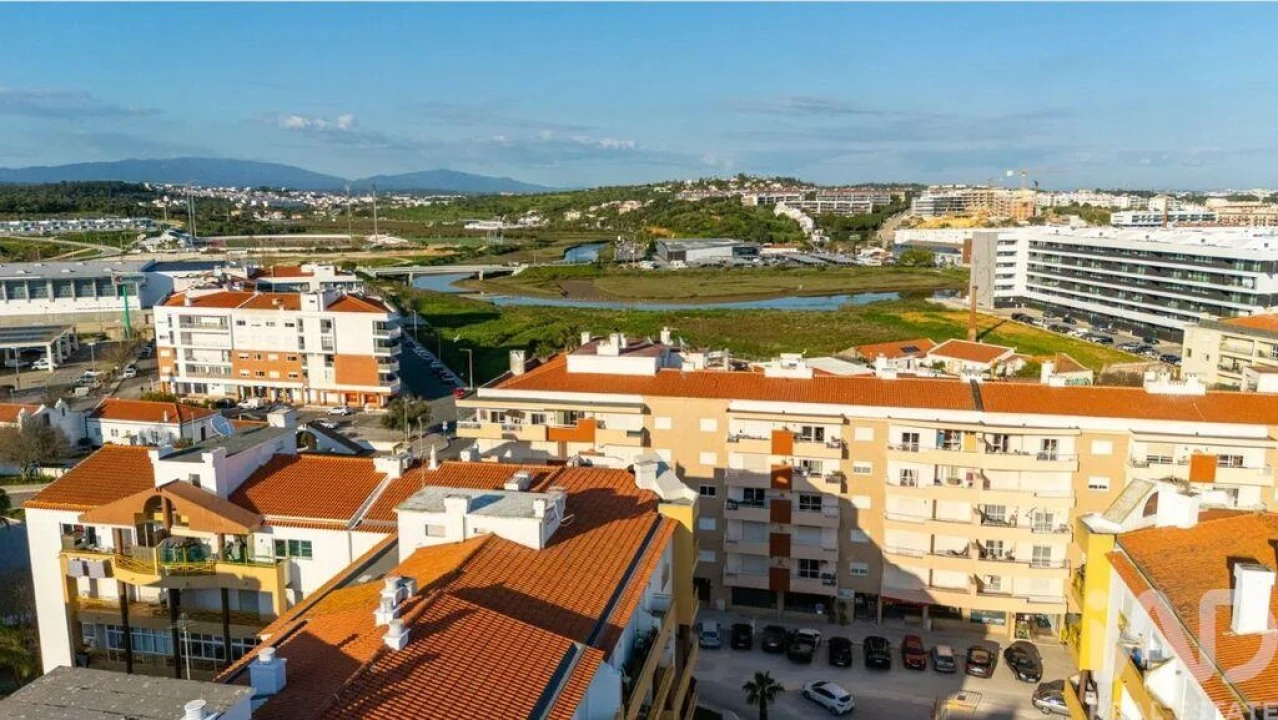 Apartamento T2 para Venda em Lagos (São Sebastião e Santa Maria) Foto 31