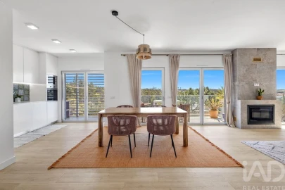 Apartamento T3 para Venda em A dos Cunhados e Maceira