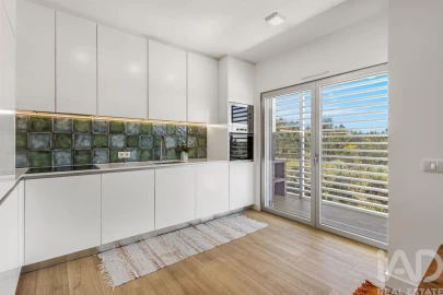 Apartamento T3 para Venda em A dos Cunhados e Maceira