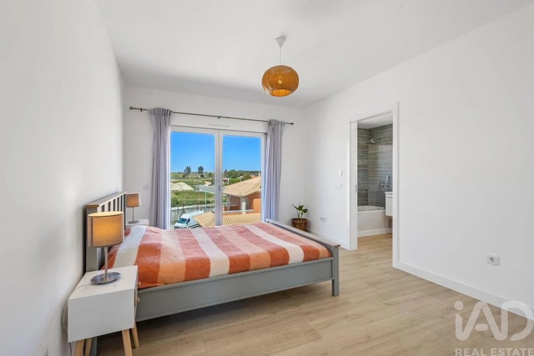 Apartamento T3 para Venda em A dos Cunhados e Maceira Foto 21