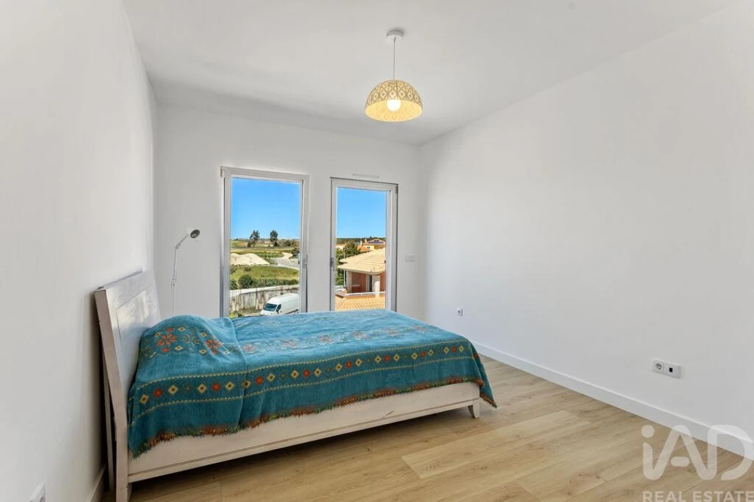 Apartamento T3 para Venda em A dos Cunhados e Maceira Foto 24