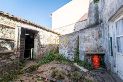 Moradia T2 para Venda em Fenais da Luz