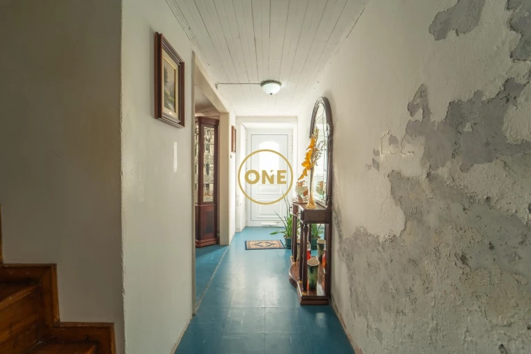 Moradia T2 para Venda em Fenais da Luz Foto 4