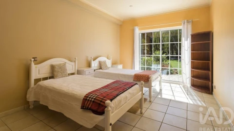 Moradia T4 para Venda em Alvor