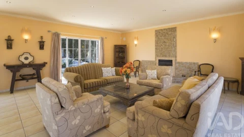 Moradia T4 para Venda em Alvor