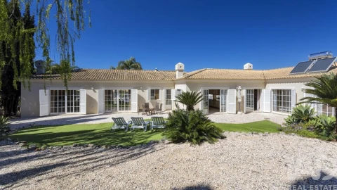 Moradia T4 para Venda em Alvor