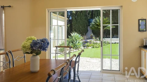Moradia T4 para Venda em Alvor