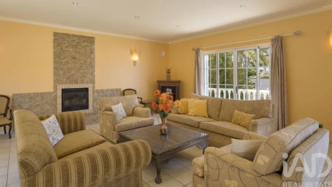 Moradia T4 para Venda em Alvor