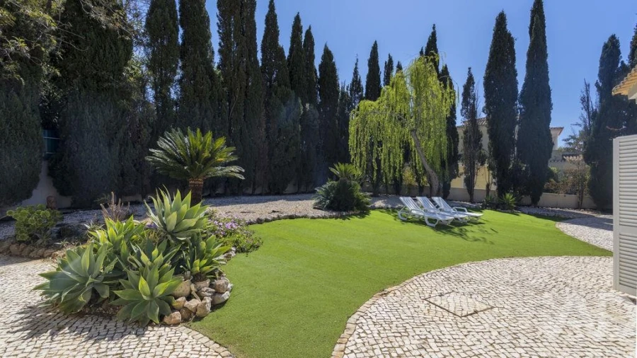 Moradia T4 para Venda em Alvor Foto 26