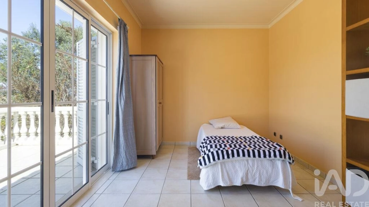 Moradia T4 para Venda em Alvor Foto 22