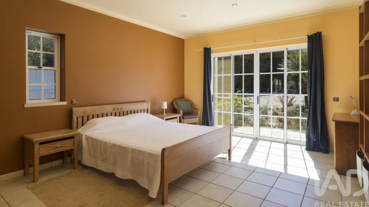 Moradia T4 para Venda em Alvor Foto 16