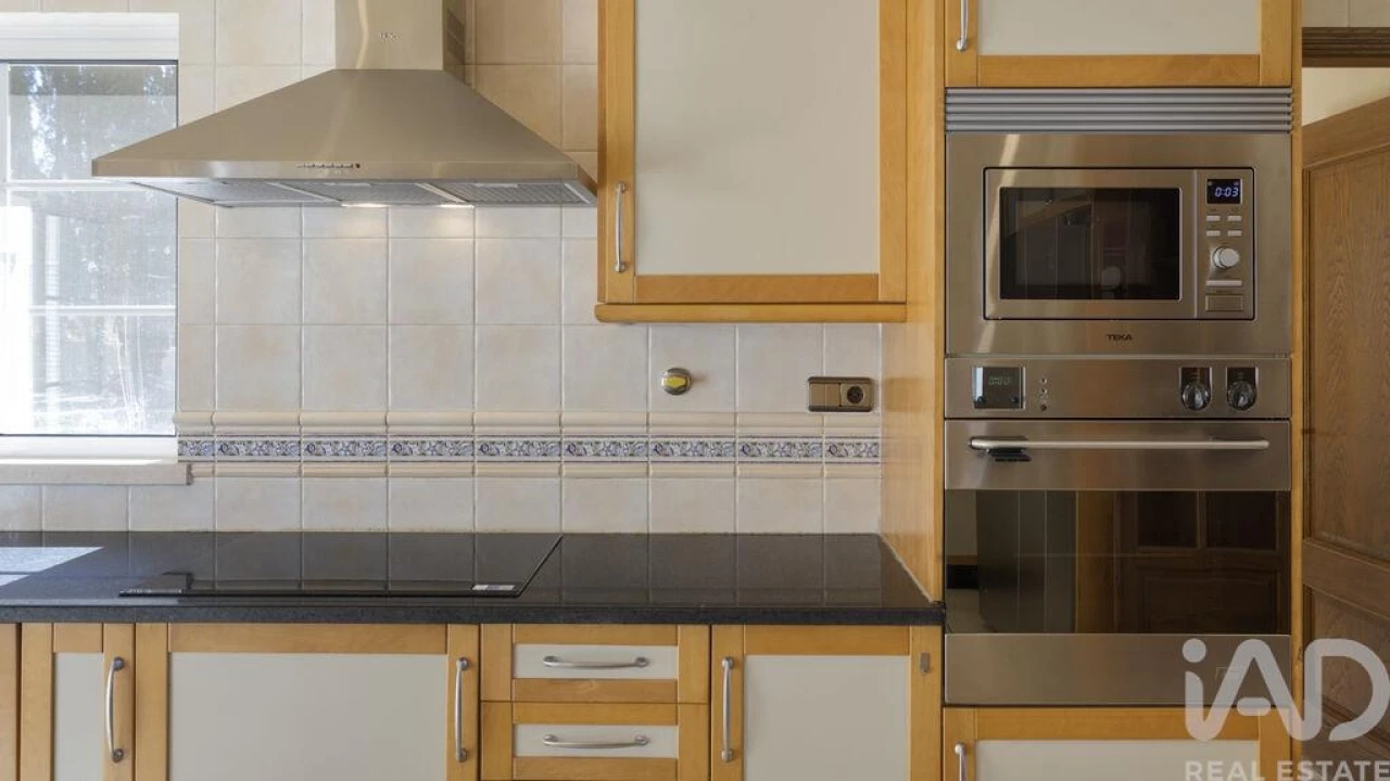 Moradia T4 para Venda em Alvor Foto 12