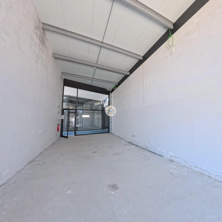 Negócio para Venda em Arcozelo Foto 20