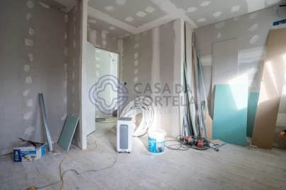 Moradia T4 para Venda em Frazão Arreigada