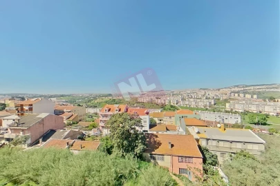 Apartamento T2 para Arrendamento em Santa Clara