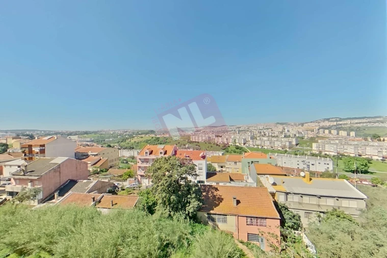 Apartamento T2 para Arrendamento em Santa Clara Foto 24