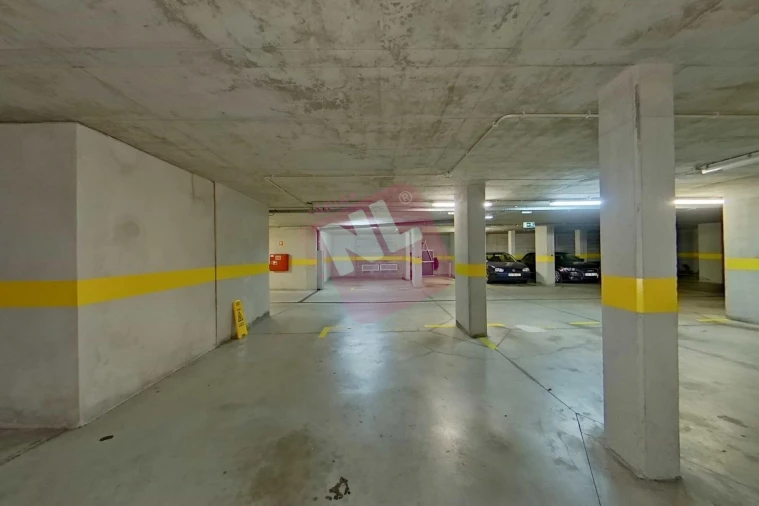 Apartamento T2 para Arrendamento em Santa Clara Foto 23