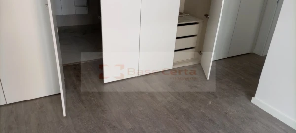 Apartamento T3 para Venda em Corroios