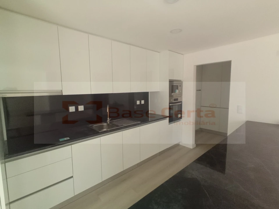 Apartamento T2 para Venda em Vialonga Foto 20