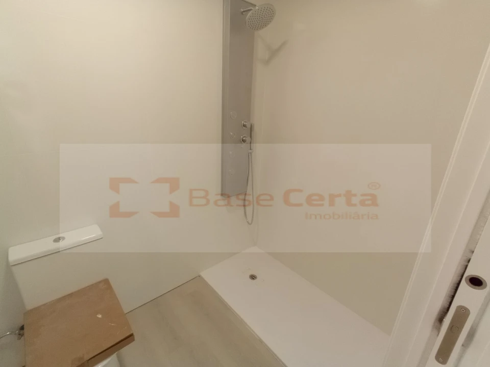 Apartamento T3 para Venda em Vialonga Foto 26