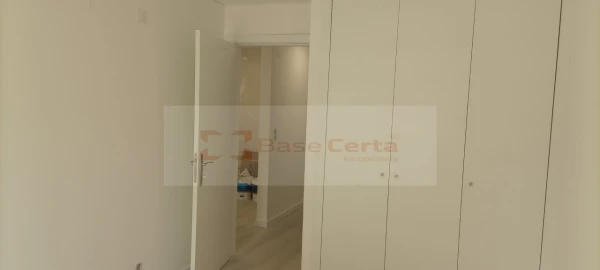 Apartamento T3 para Venda em Vialonga